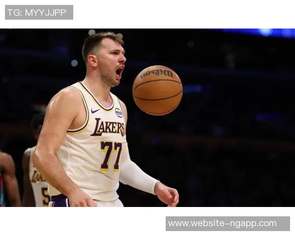 沃西称东契奇即使状态不佳依然能主导比赛他是最具威胁的球员